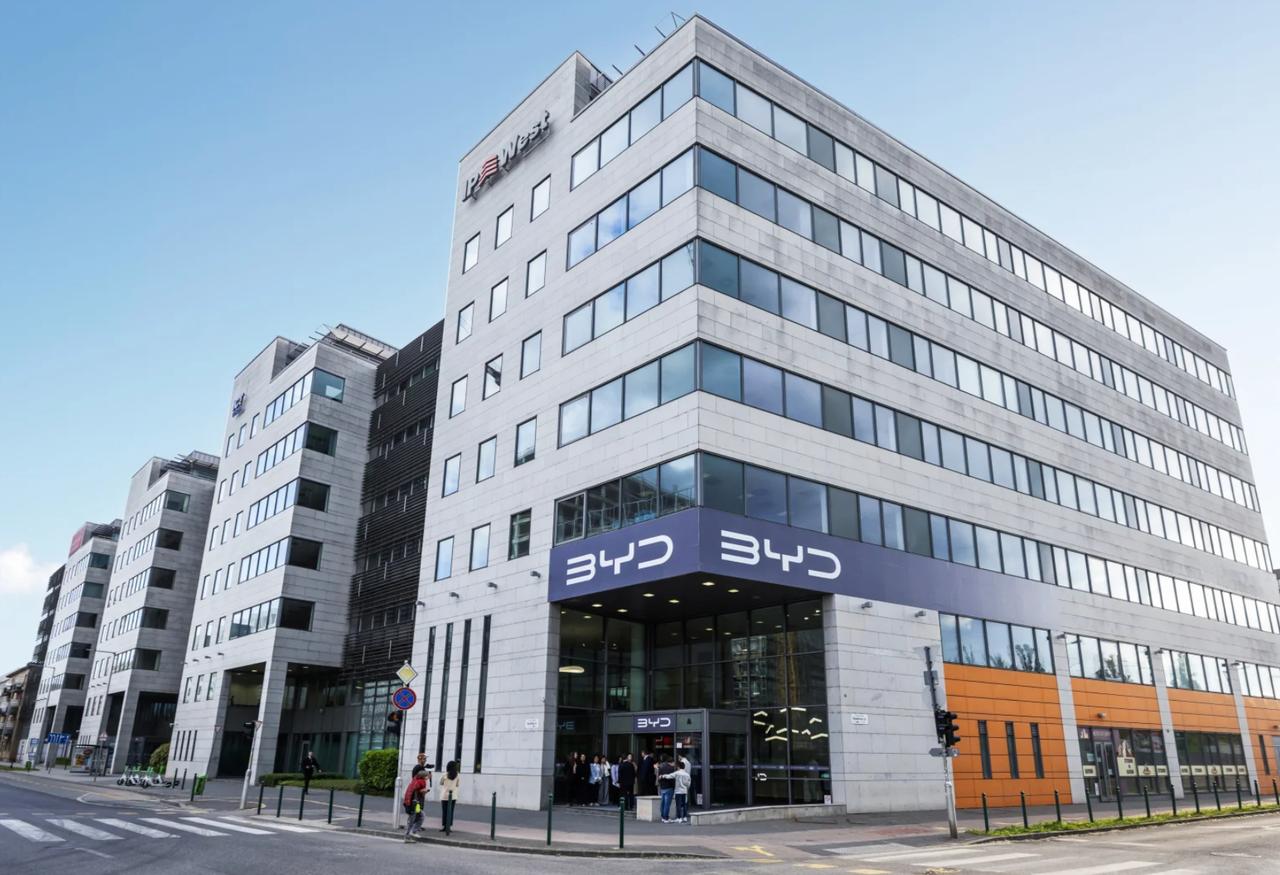 中国车企争相闯欧洲，比亚迪为什么选择匈牙利建厂
比亚迪在匈牙利建厂的消息出来之后