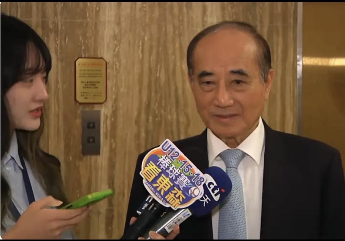 王金平甩出“中立”牌，国民党主席选举这局更扑朔迷离了！12日他受访时直接划清界限