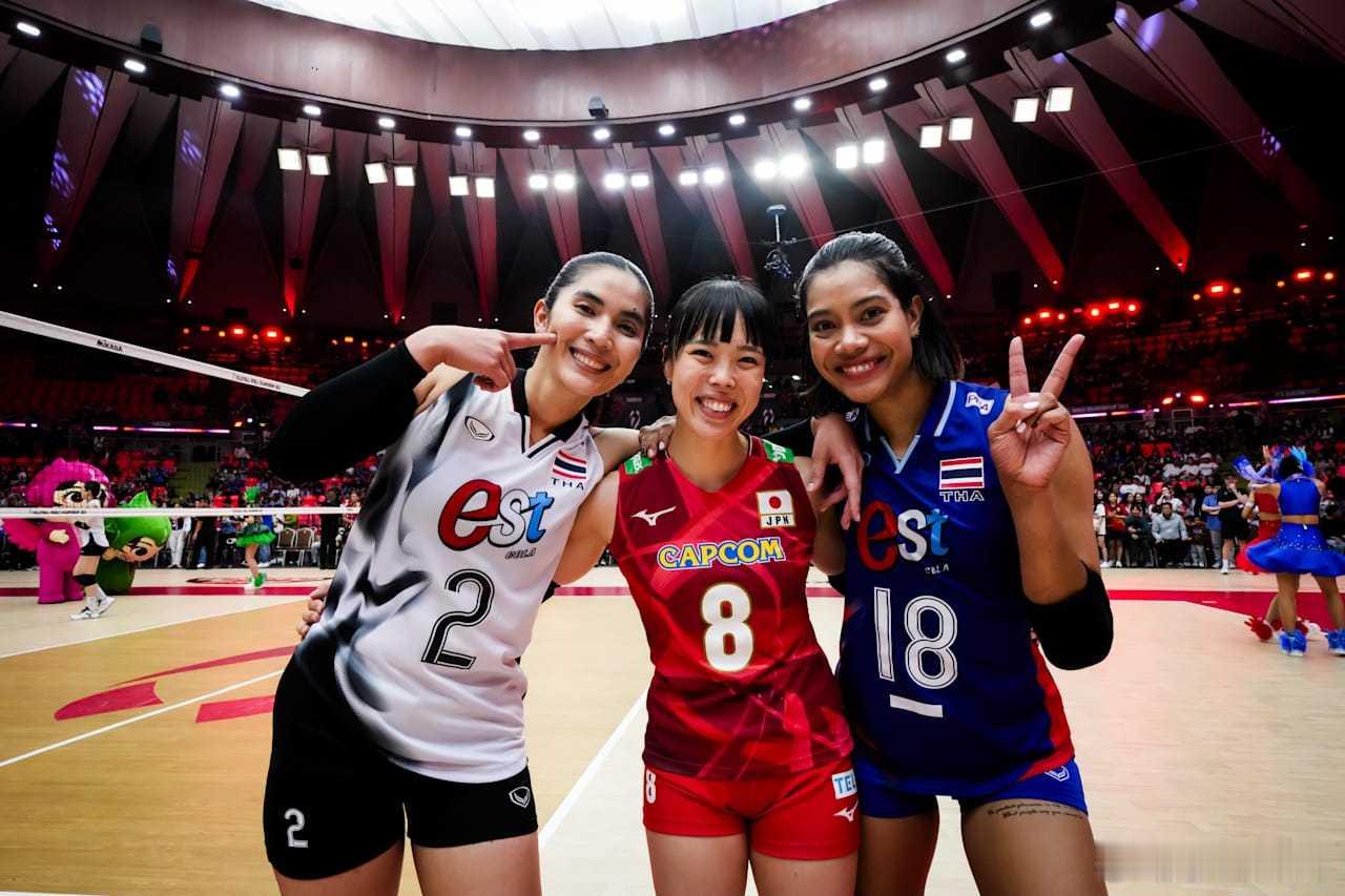 2025女排世锦赛 第50场：🇯🇵日本3-0泰国🇹🇭（+2.52），三局