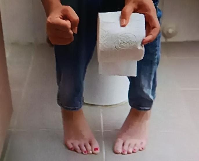 长期大便不成形，屁还特别多，先别慌，这多半和肠胃虚有关，绕不开下面3点。
一是功