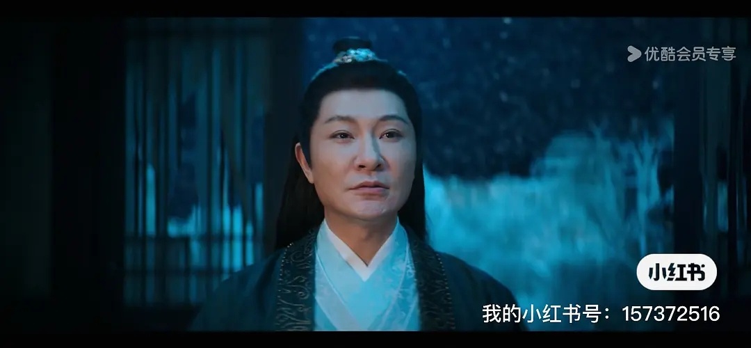 第一次看到打针馒化的中年男演员 