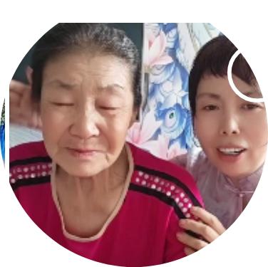 今天早上五点多，我就起来了。和老公一起去早餐店，给婆婆公公送早餐感悟人生 买了豆