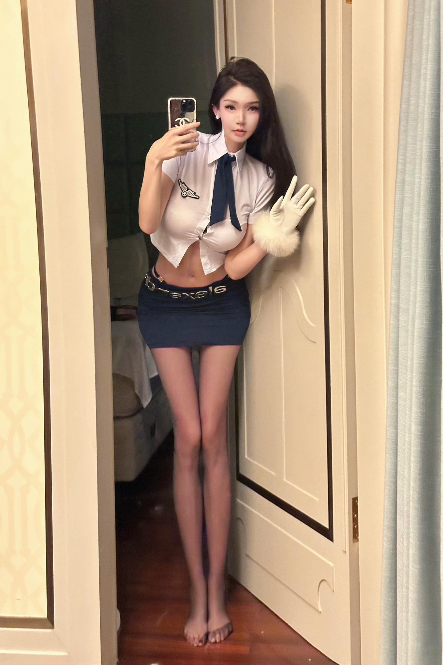 自拍来了。  💙   |