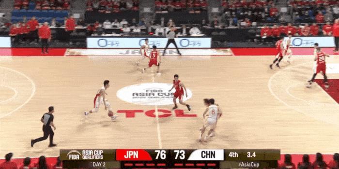 终于明白为什么都在喊中国男篮主教练下课了，
谁来告诉我，最后6.6秒，老乔你这暂