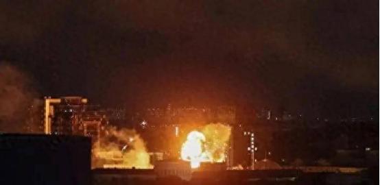 8月19日深夜到20日凌晨，基辅遭遇了一场堪称开战以来最猛烈的空袭。
 
短短1