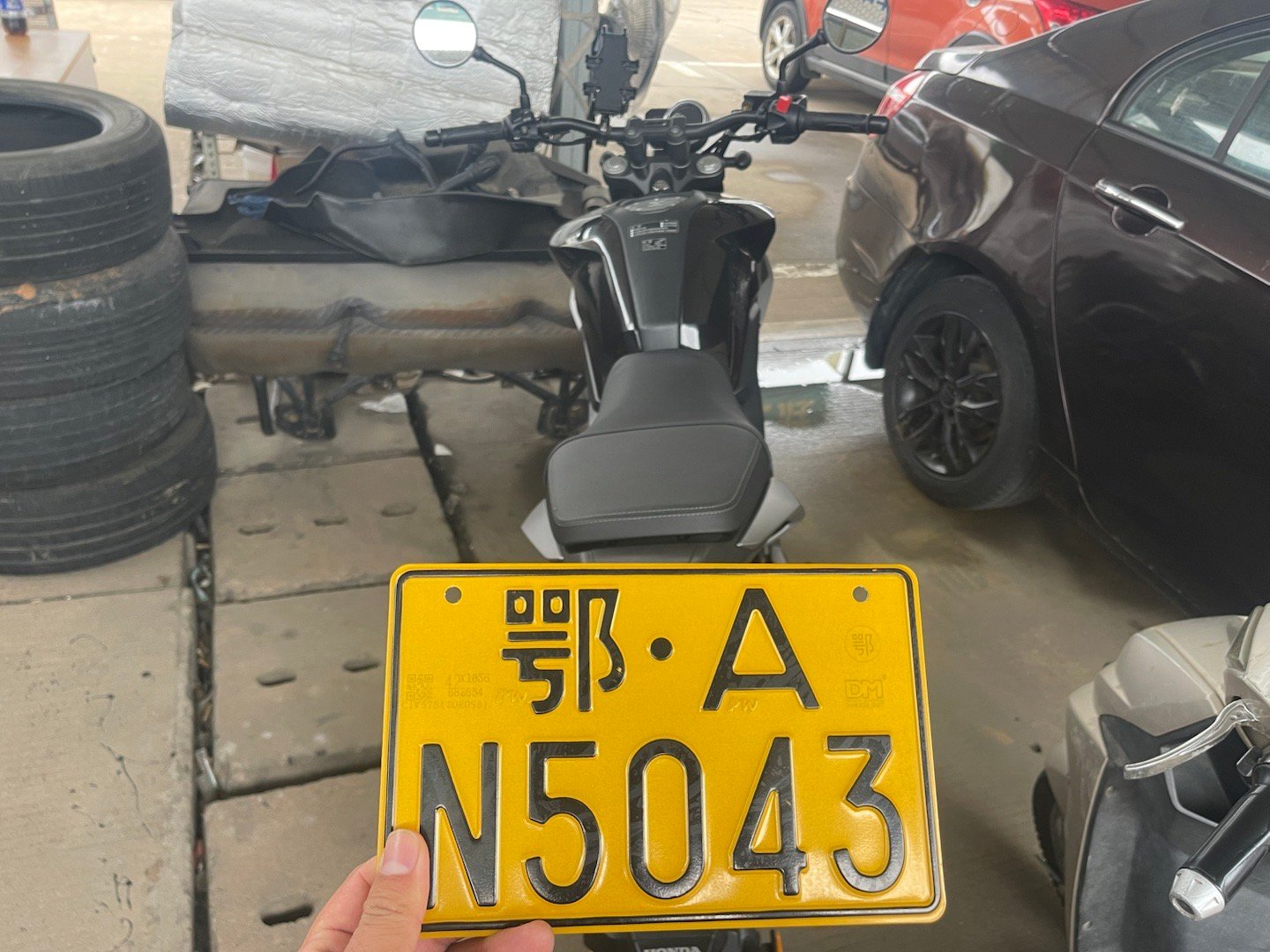 本田摩托的铁牌收到了，喜欢骑行的朋友，约一约！我和汽车的日常 武汉·一号车市