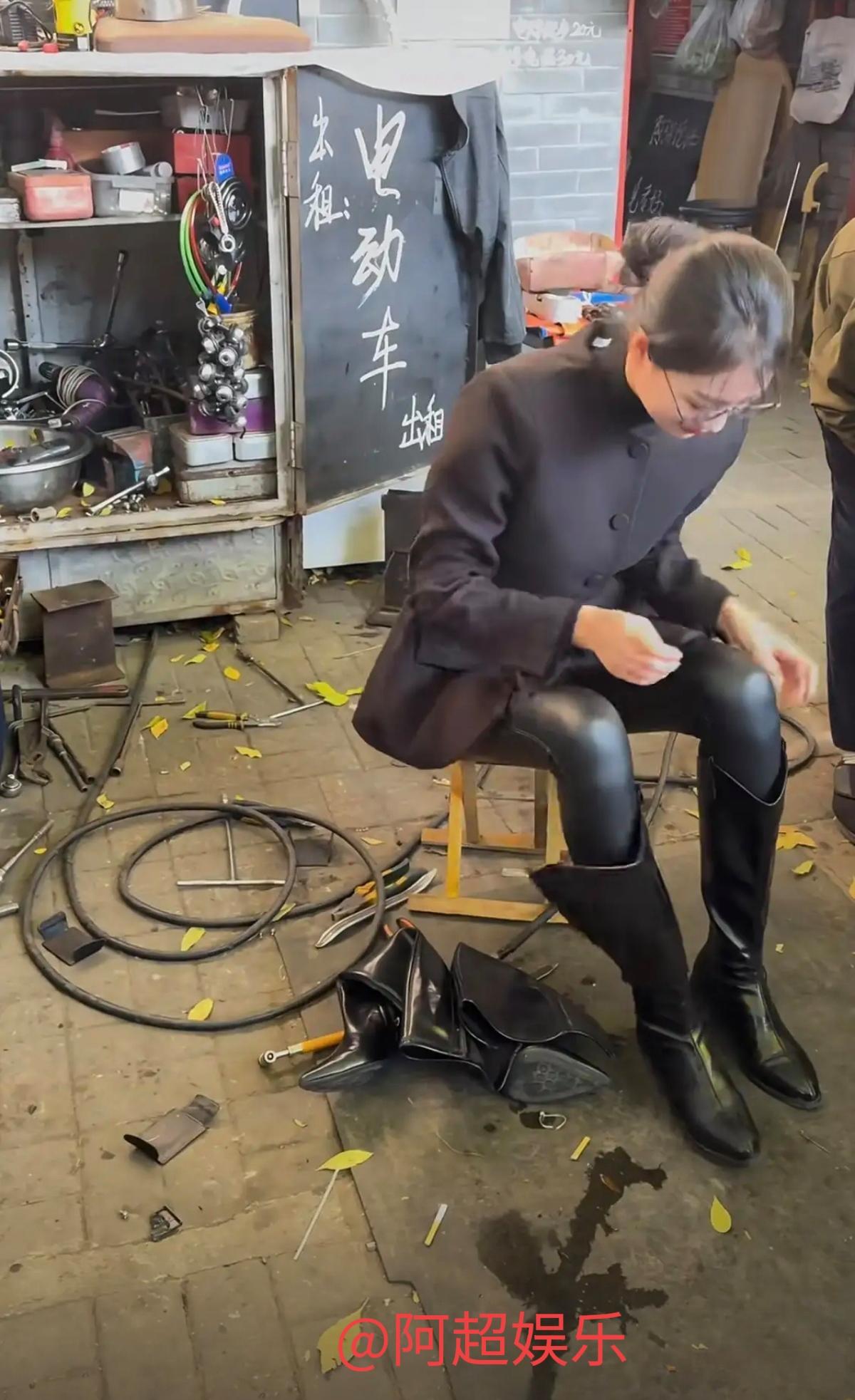 皮靴里面套皮裤是不是多此一举了