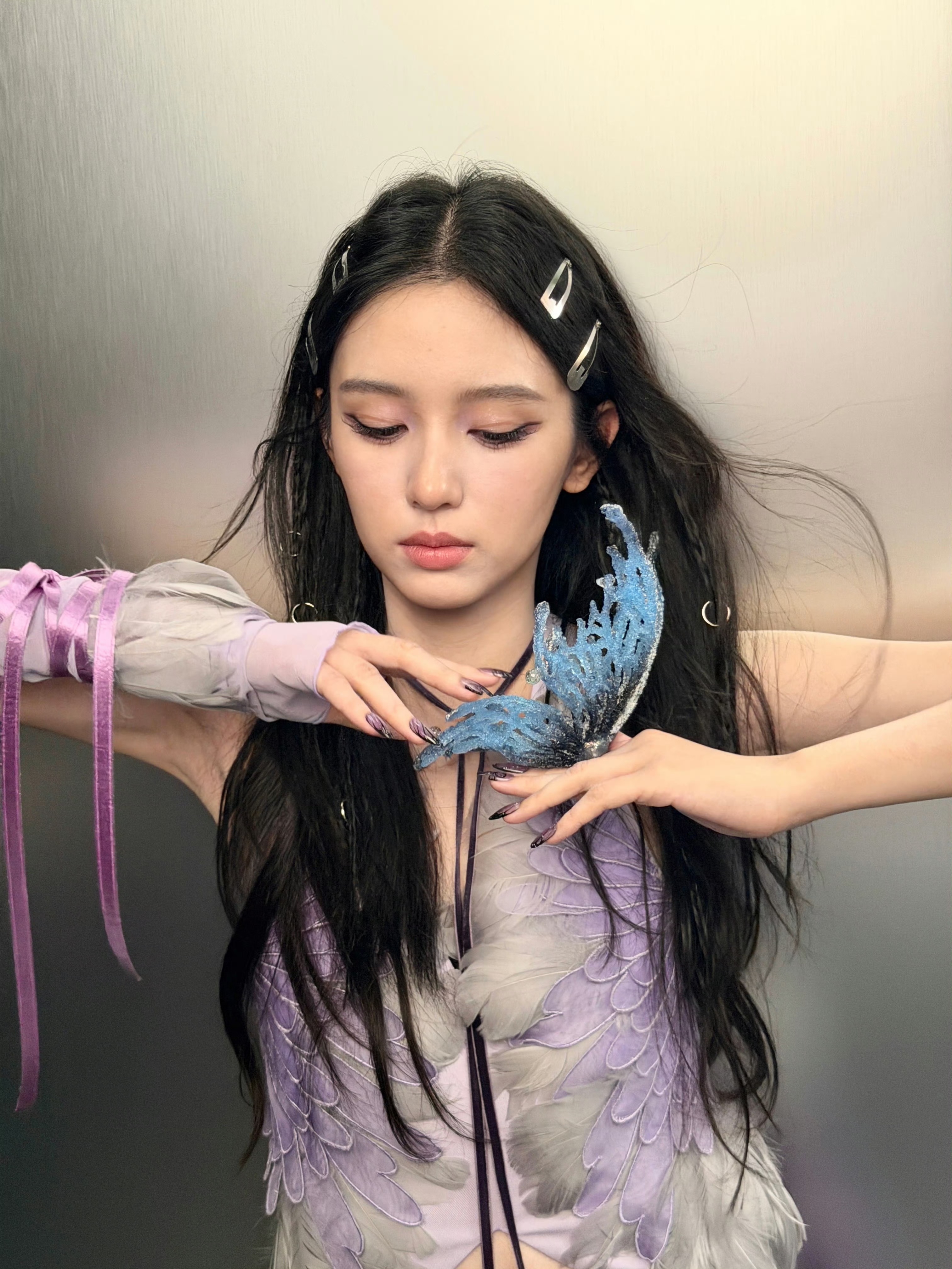 周也想赢的人脸上是没有笑容的我打游戏表情就周也这样⚔️竞技模式开启笑容下线，周也