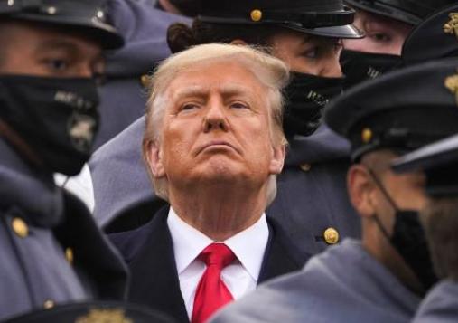 就在刚刚，多名美国议员宣布重大决定：弹劾特朗普。
 
前脚刚和伊朗停火，后脚自家