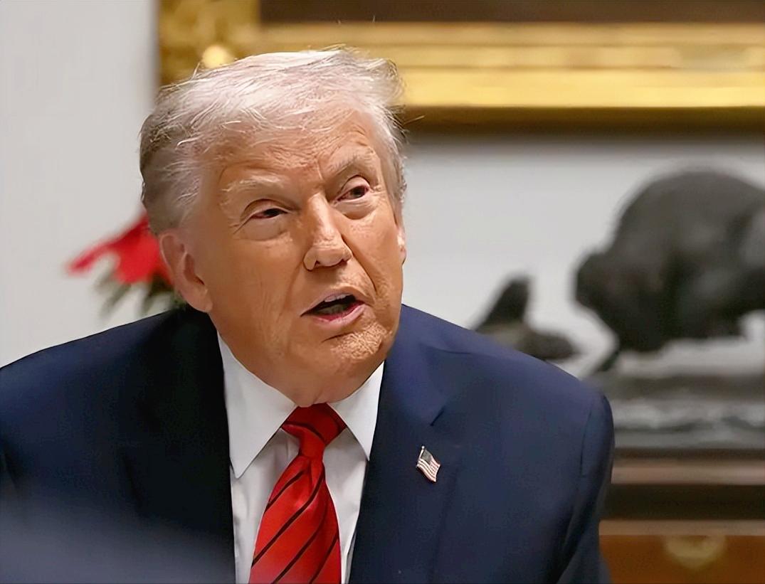 特朗普最近为什么特别拼？2026年可太能折腾了，不是在各州跑着开演讲，就是在社交