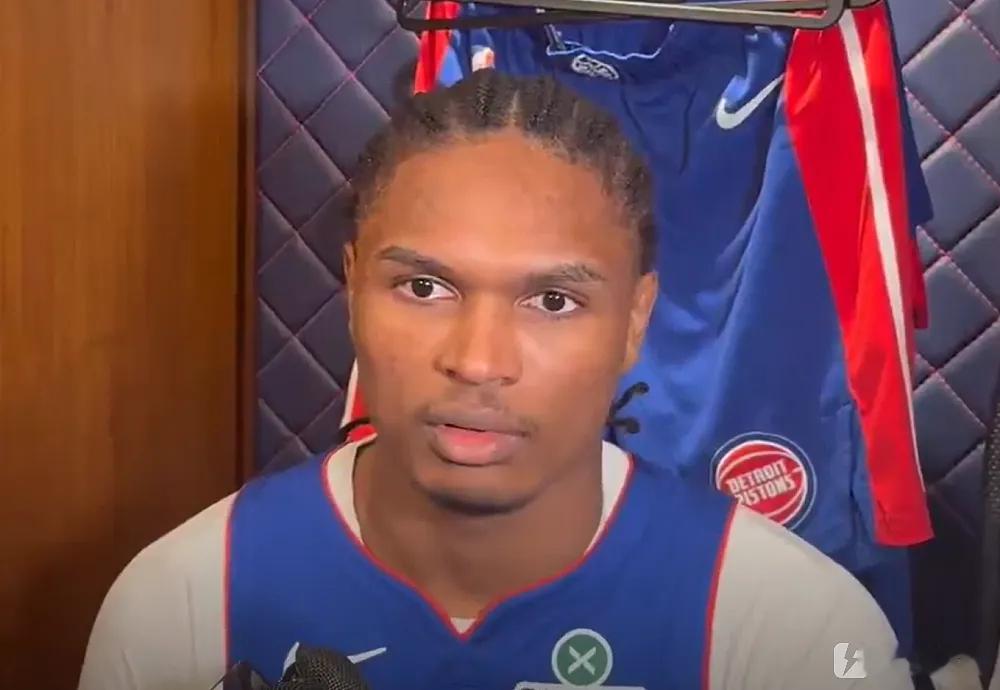 在NBA季后赛东部半决赛系列赛抢七大战中，底特律活塞队在主场以94-125不敌克