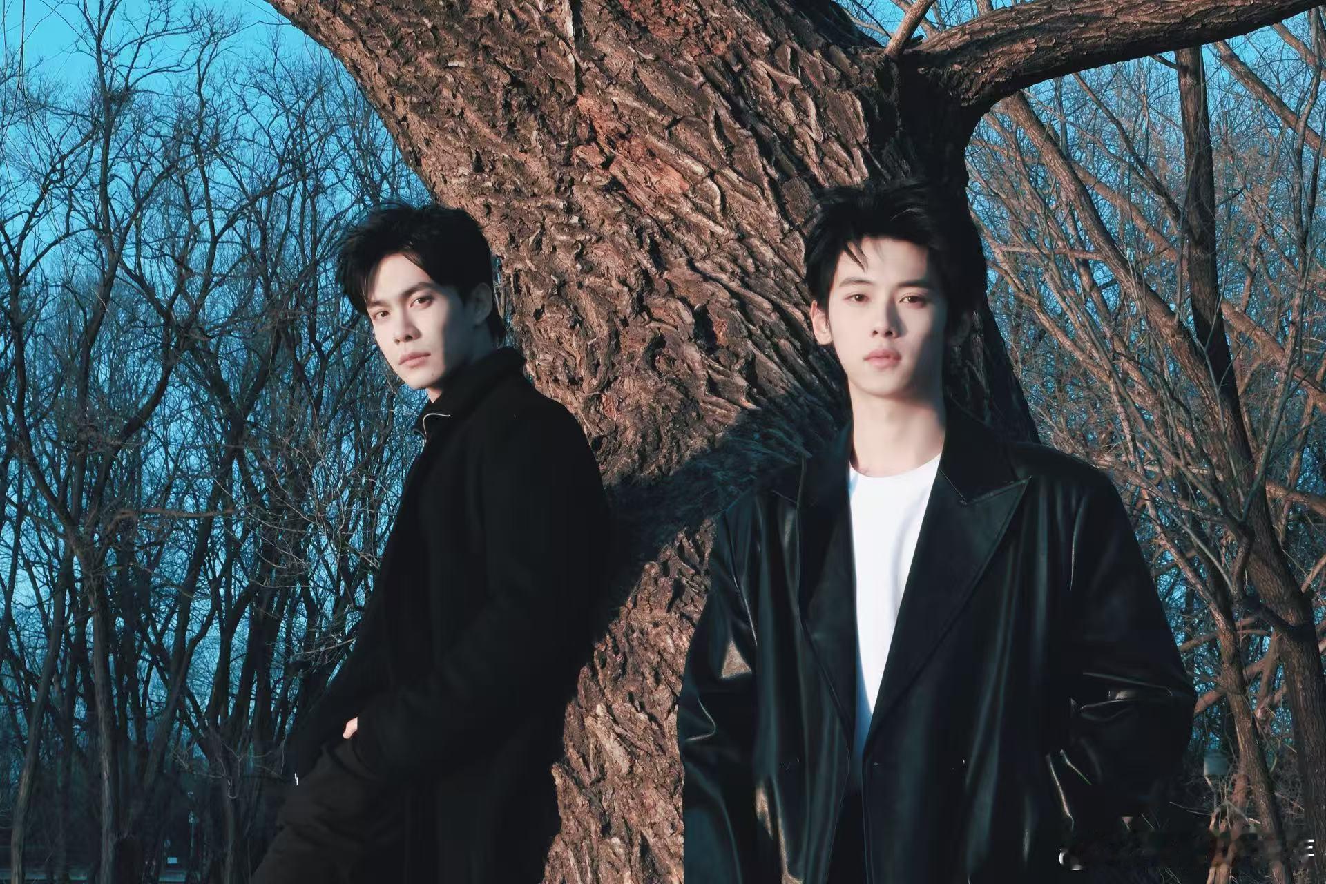 韩东霖丁知这对吗这两人怎么这么有氛围感啊，双强好帅啊 俩人氛围感拉满 