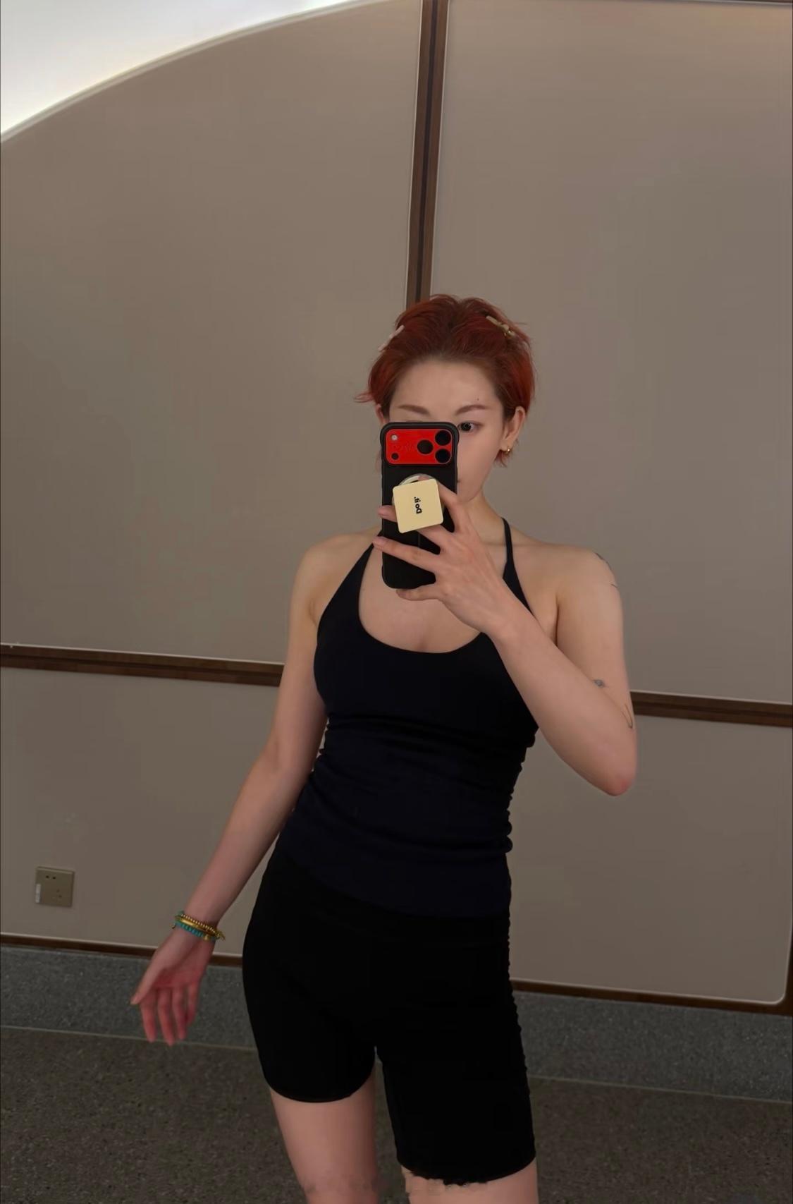 红色iPhone 18 Pro Max上手啦？