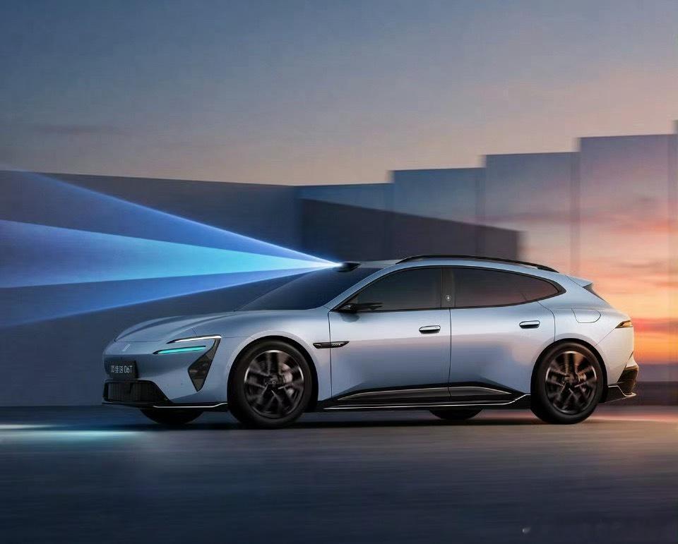 阿维塔06T，造型是过关的，预计五一前后上市，大概25万左右？对比蔚来ET5T、