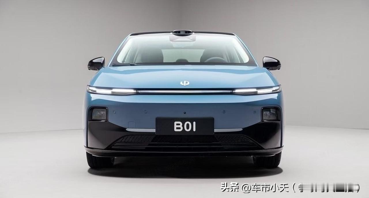 零跑最近出的新车，都会有个大客户版或者行政版的车，基本都是供应给批发渠道。比如才