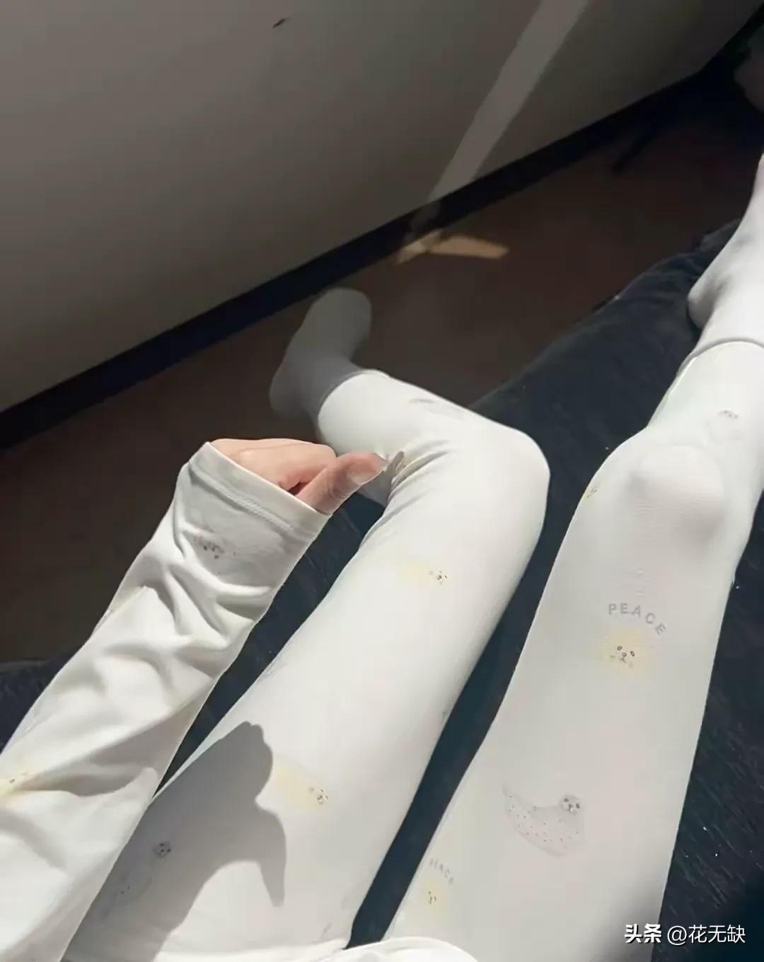 悄悄告诉你个秘密，再过三个月就能穿秋裤了。