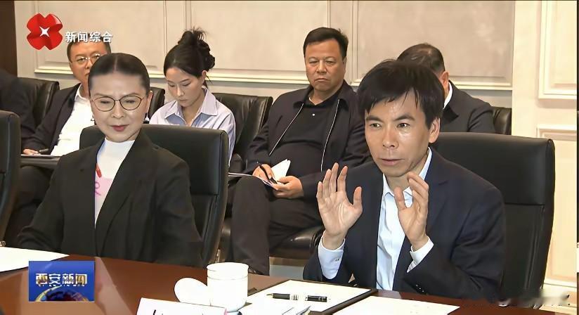 西安赛格的董事长赵贵
一夜之间家喻户晓