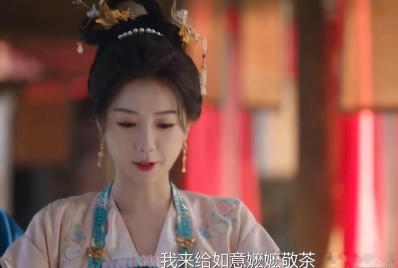 永夜星河，我看到这才是真的觉得虐破镯子还我妈生妙换了自己喜欢的发型和衣服对着不喜