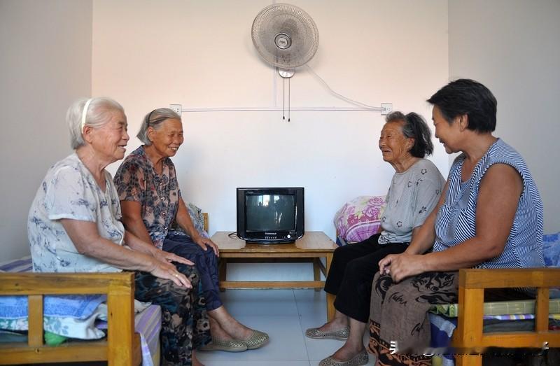 七十岁了，最大的幸福是什么？于我而言，健康肯定排首位。没了健康，干啥都没劲儿。我