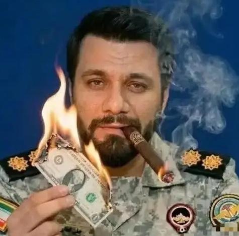 伊朗军方摊牌了。

2026年4月15日，伊朗军方发言人硬气放话了：只要美国敢封