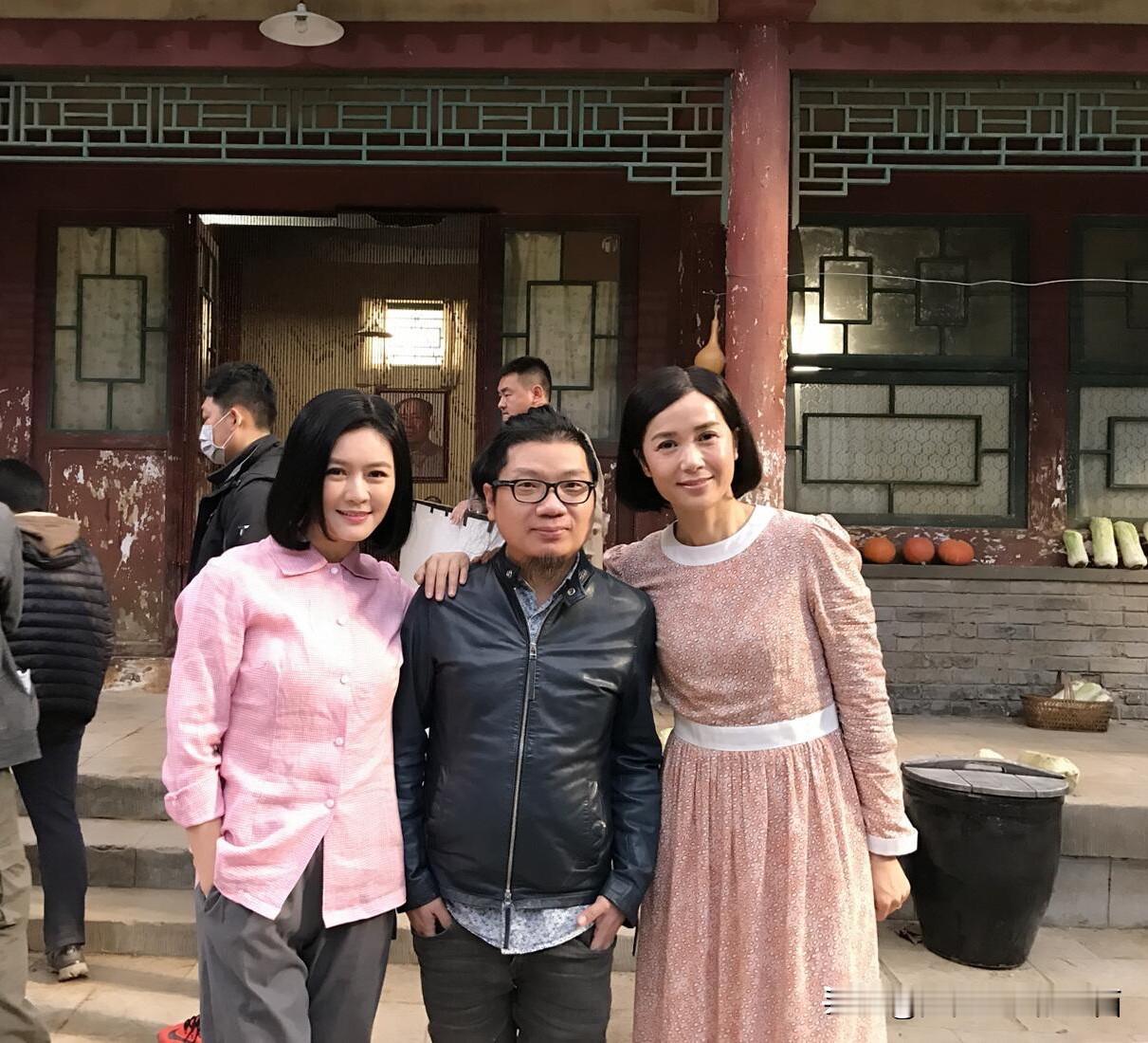 不愧是美女级别的，田海蓉比蒋雯丽更有气质，简直绝了！

在无美颜、无滤镜的情况下