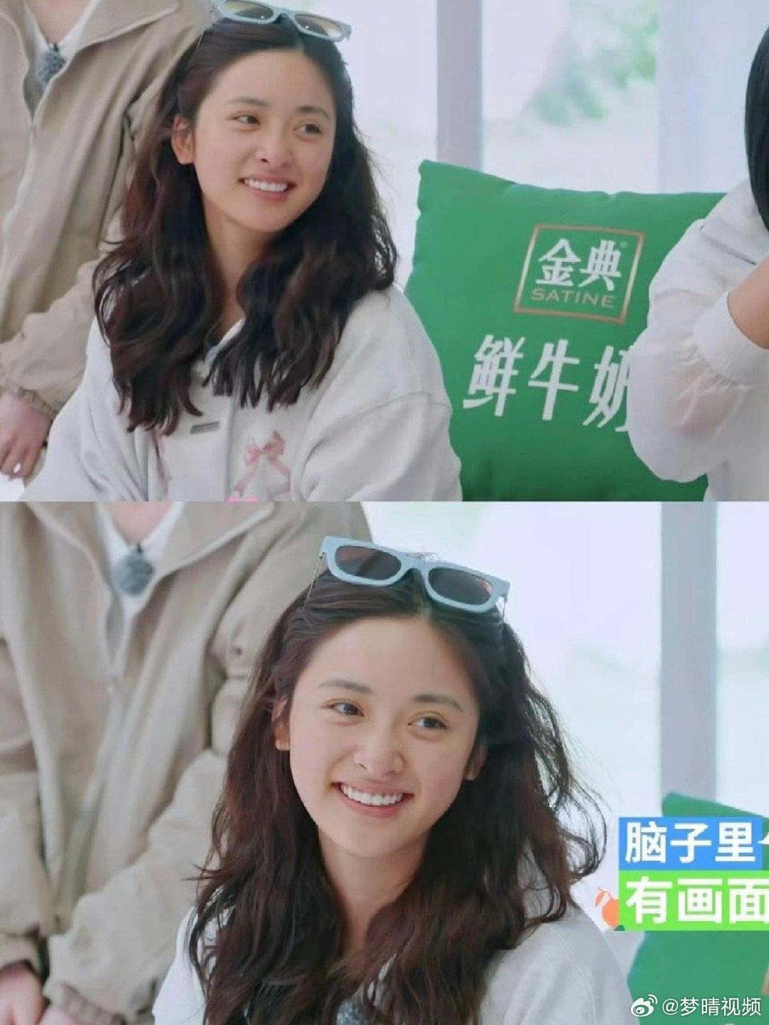 沈月素颜好清纯 沈月素颜好清纯啊近距离镜头下的沈月依旧能打，素颜的她褪去荧幕滤镜
