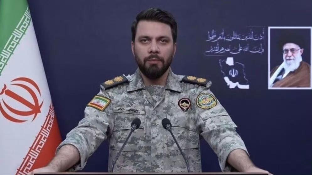 3月14日，波斯军警告：将袭击阿联 酋境内为鱿撒攻击波斯哈尔克岛提供支持的地点！