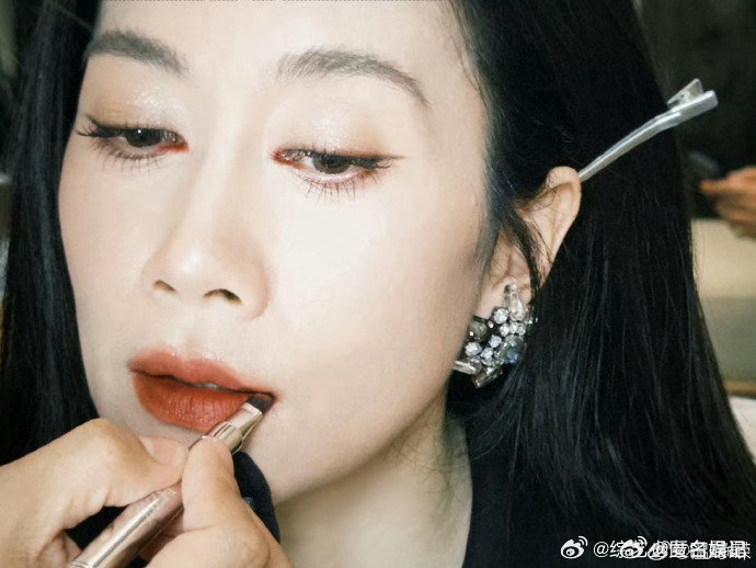 温峥嵘 二重唱乘风初舞台直播乘风2026温峥嵘的二重唱太有感染力！唱功精湛，气息