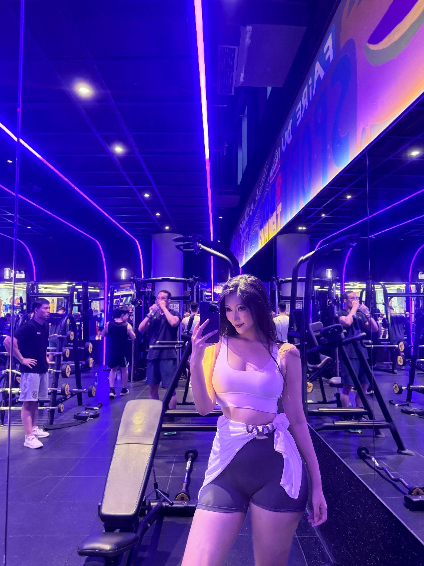 该怎么叫 你知道吧。