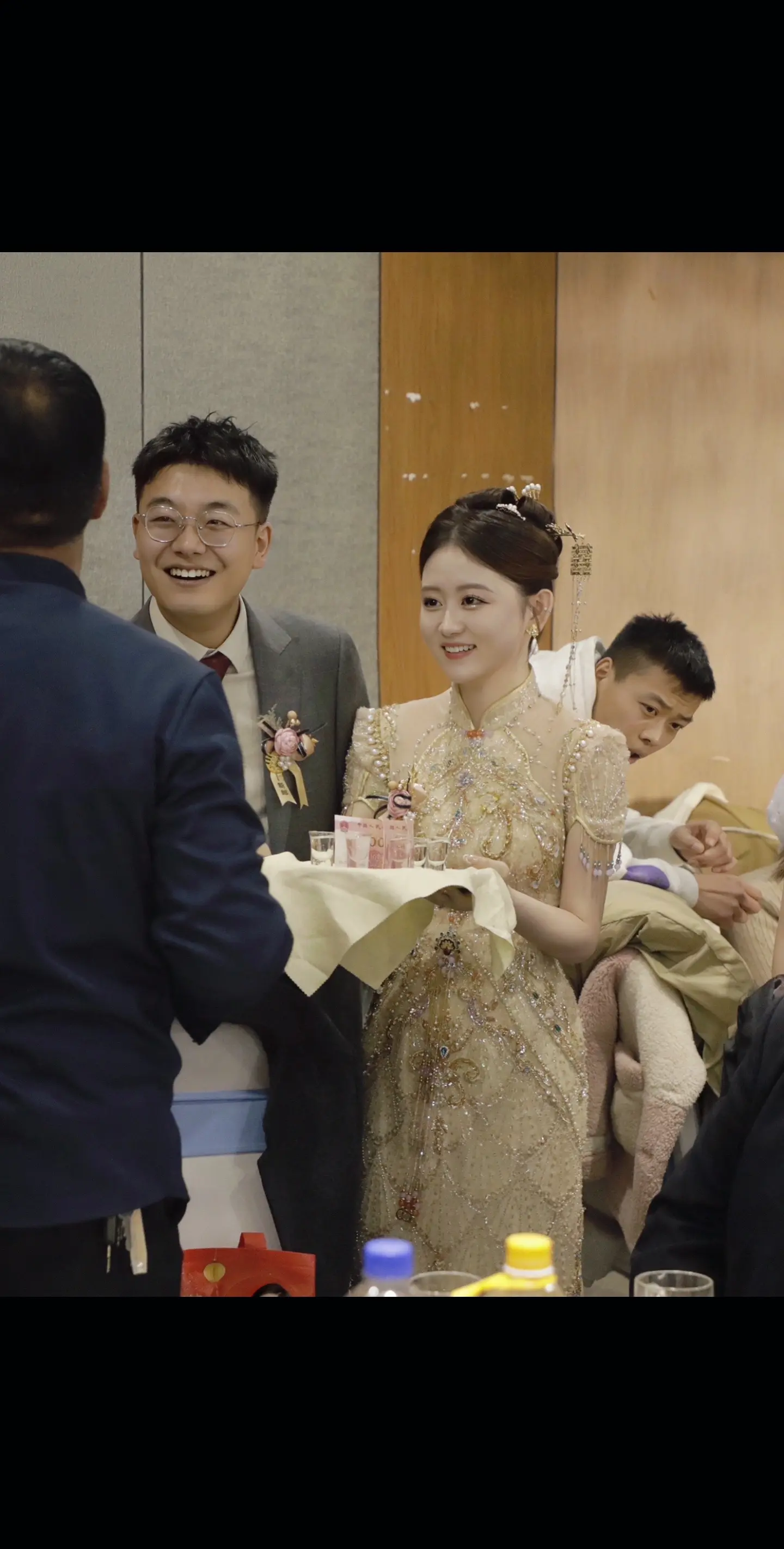 圆脸七分财  不富也镇宅