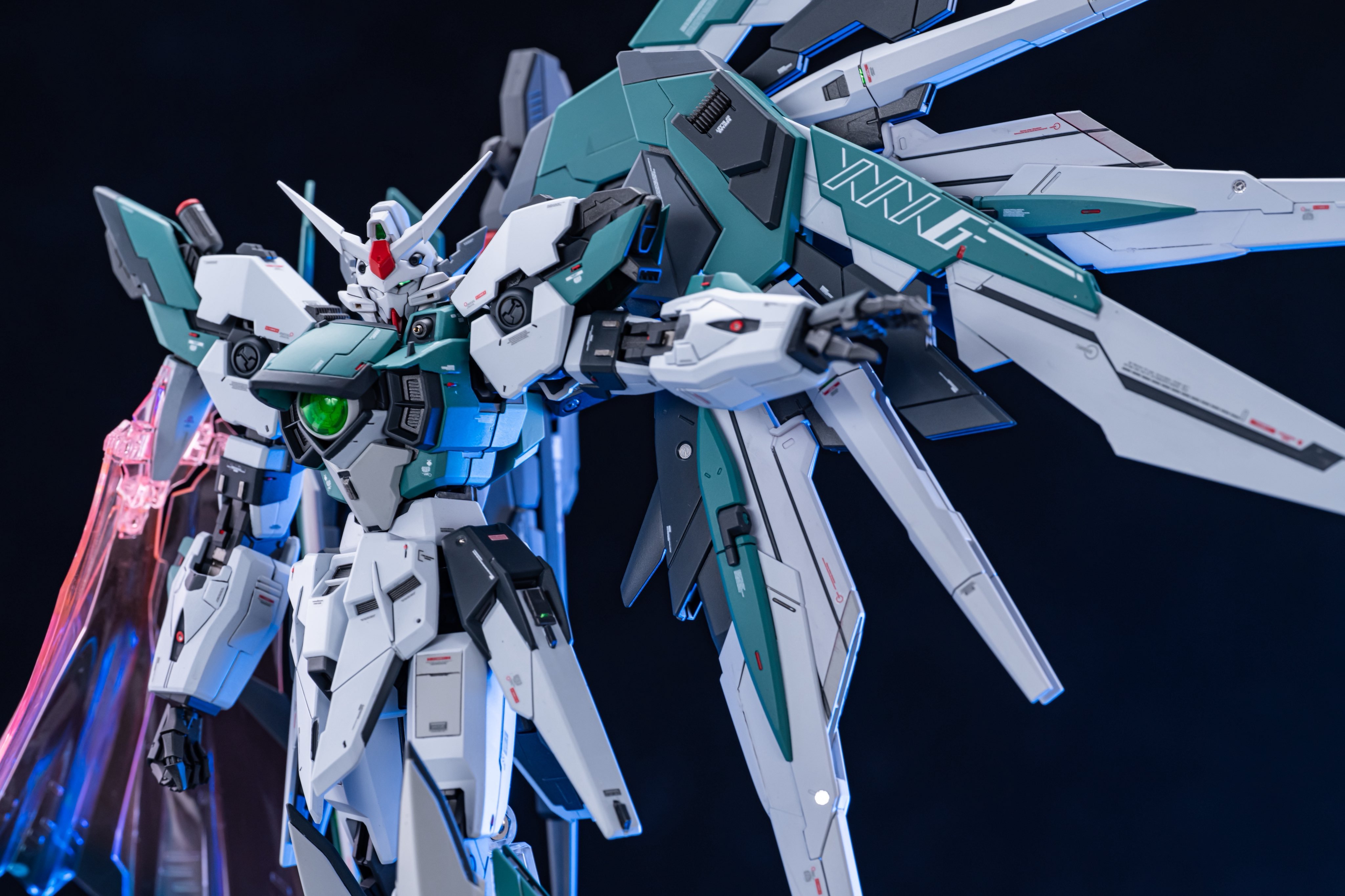 MG 1/100 凤凰飞翼高达改（by らいなーマン）高达模型[超话]高达模型 