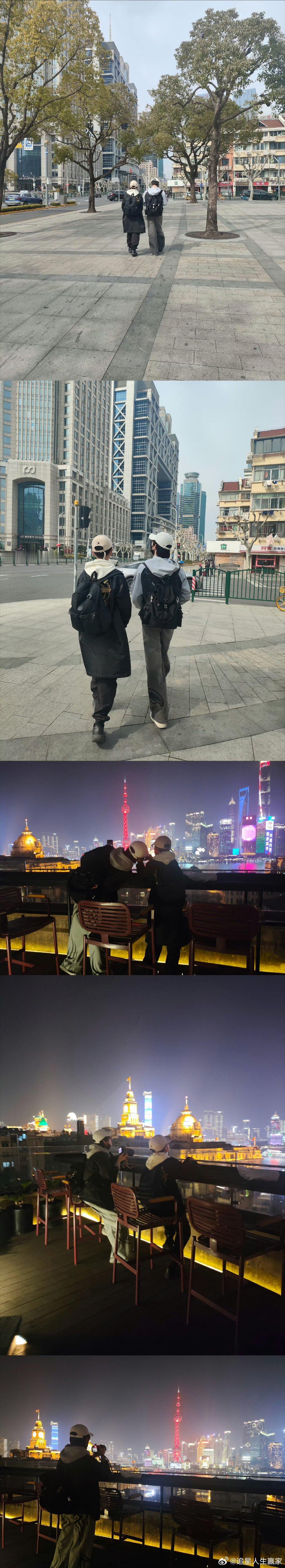 苏新皓给妈妈换了一部新手机苏新皓假期带妈妈去了外滩、看到妈妈手机内存不够就给妈妈