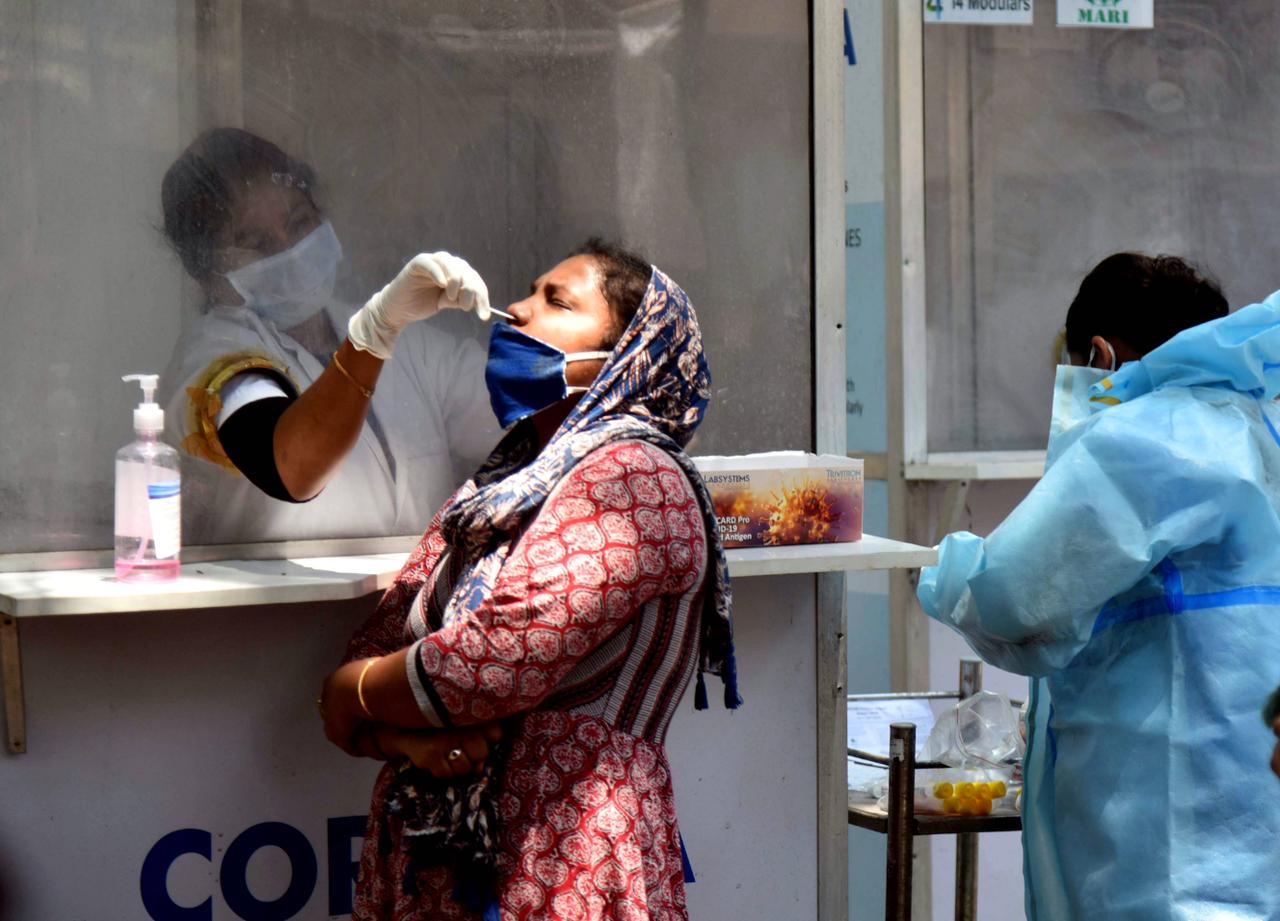 别再被它的清甜迷惑！南亚人疯狂追捧的生枣椰汁，看似是天然无害的营养饮品，实则是暗