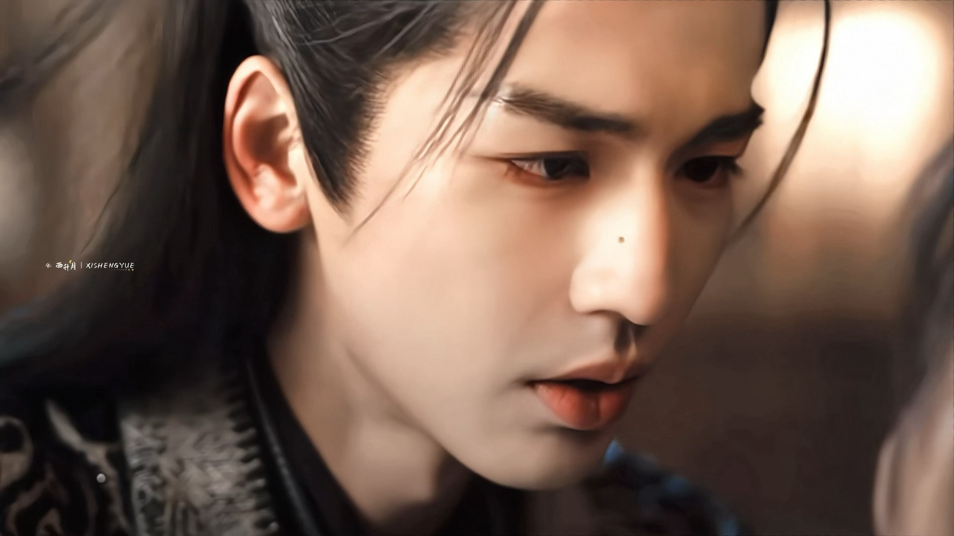 是风动亦是心动微风拂过发丝真的太美了…逐玉张凌赫谢征 ﻿