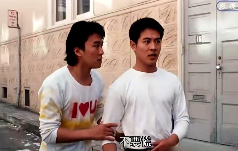 同样是去好莱坞淘金，有人面对随便填数字的空白支票连眼皮都不眨，有人却宁愿戴上铁项