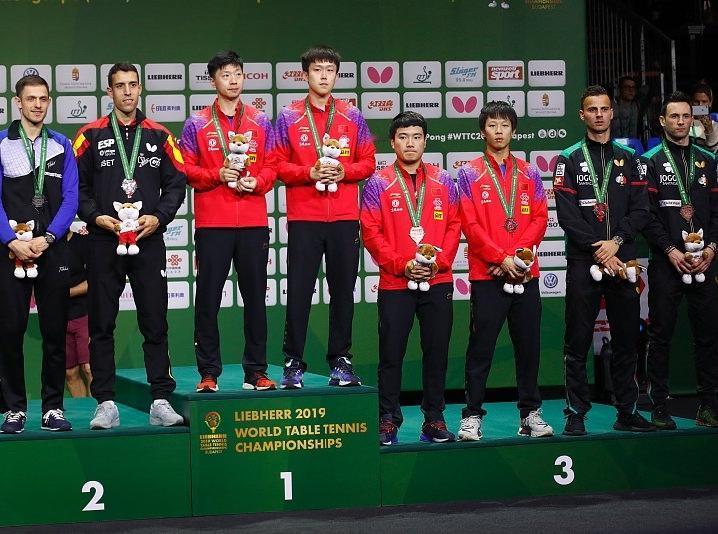 冰冻三尺，绝非一日之寒！
 瑞典大满贯国乒男单尽数止步，夺冠希望落空，
不能只归