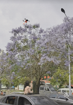 如果这样可以，那还不如直接把手机挷竹杆上，起码省下买无人机和拍摄杆的钱！[大笑]