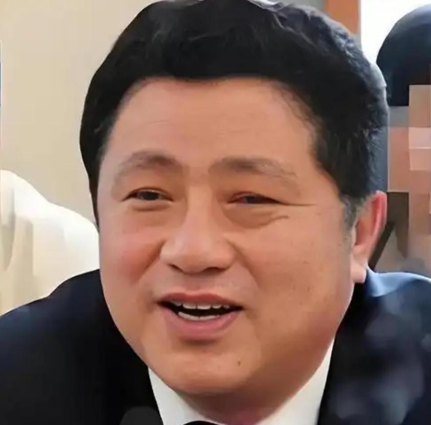 最特殊的"假高官"赵锡永：无人扶我青云志，我给自己上编制！他考公失败后假冒公职人