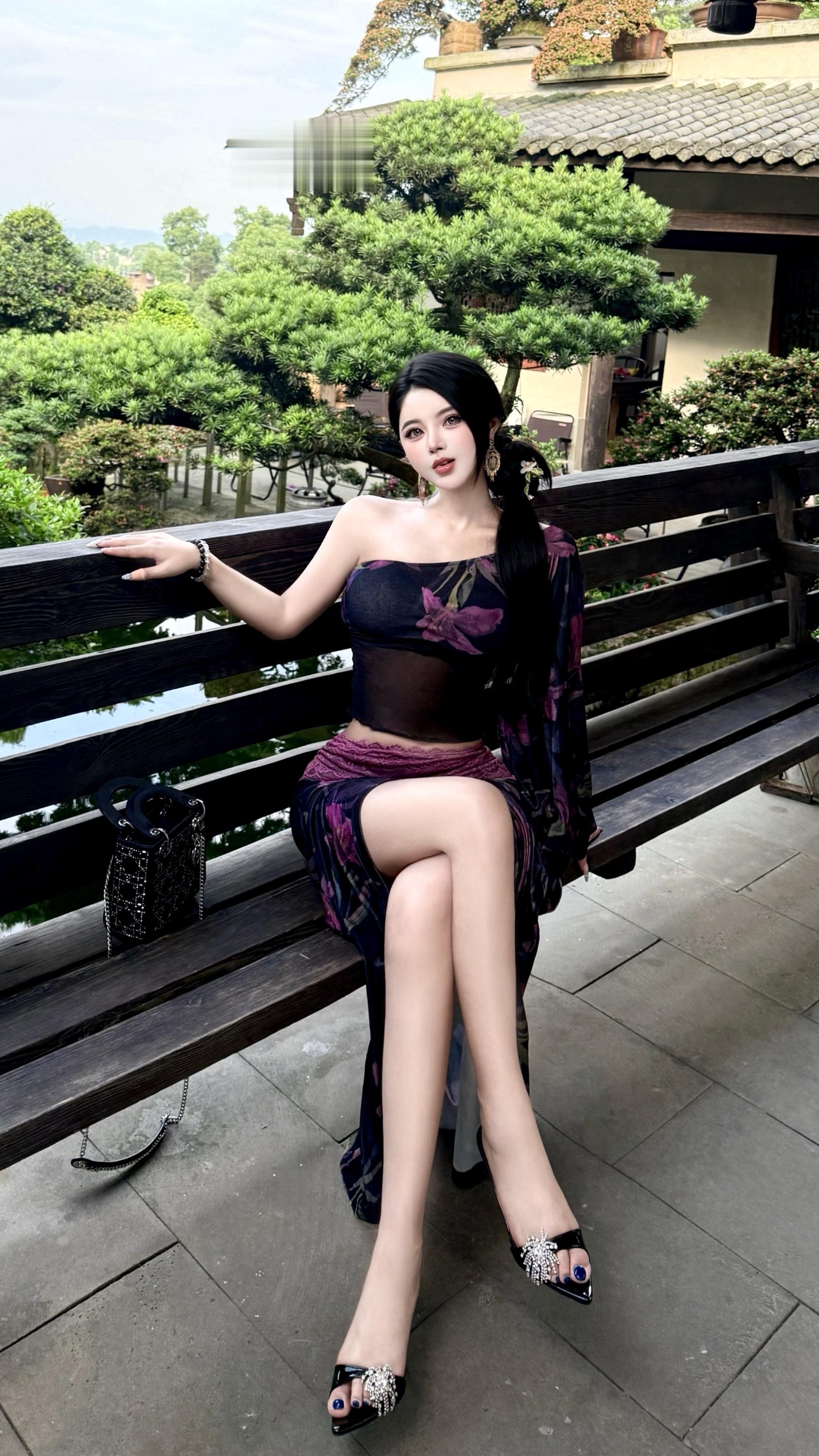 什么你的我的 你也是我的啊 是不是嘛 对不对嘛～