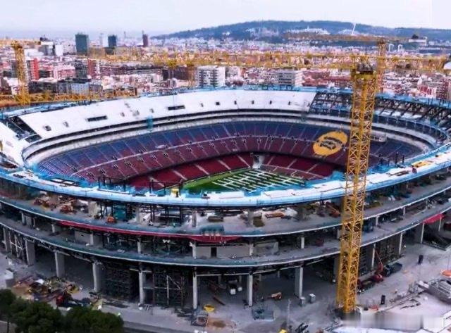 巴萨发布官方公告，宣布与巴塞罗那市政府、加泰罗尼亚自治区政府共同发出申请，希望巴