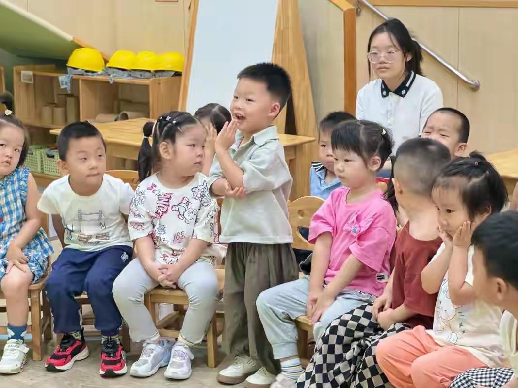 要求每个娃带3斤五花肉，这份“家长作业”刷爆了网络，引发了网友们的热议和吐槽。看