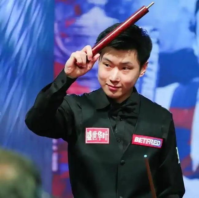 强势回归，战而不乱，赵心童逆转绝杀世界第一特鲁姆普，决赛对战“澳洲火炮”罗伯逊，