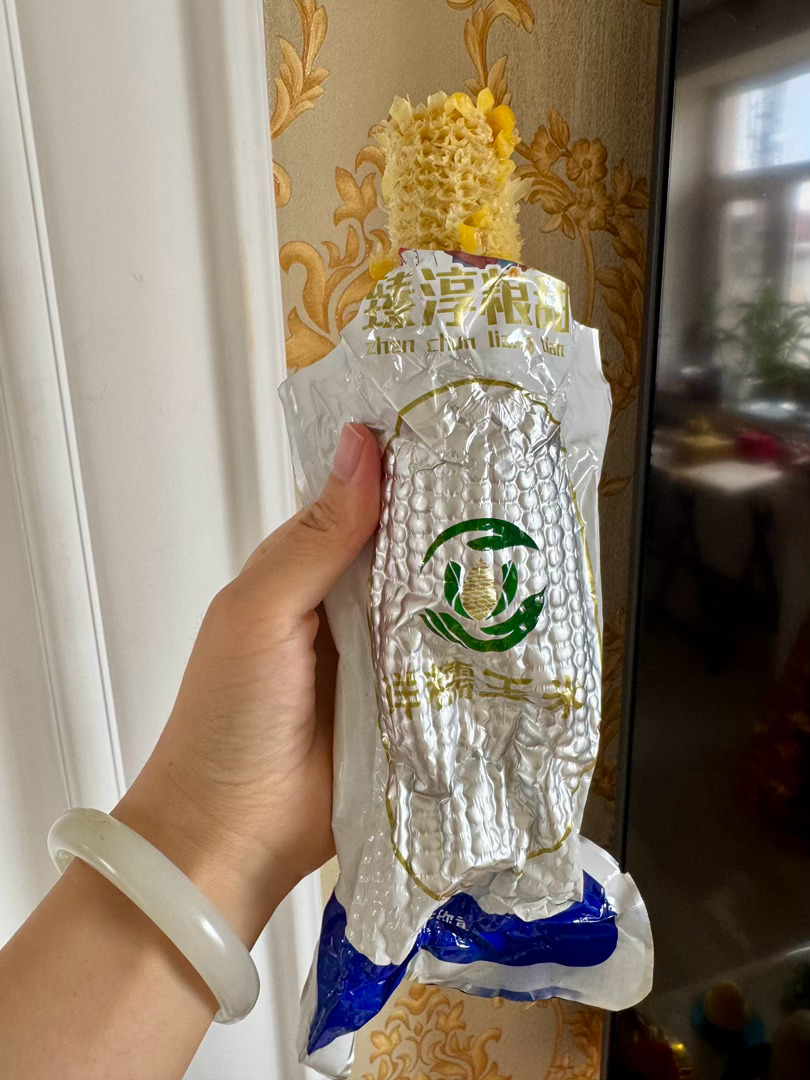 这个玉米，嘎嘎香，开锅带袋蒸25分钟，太好吃了，强烈推荐！ 