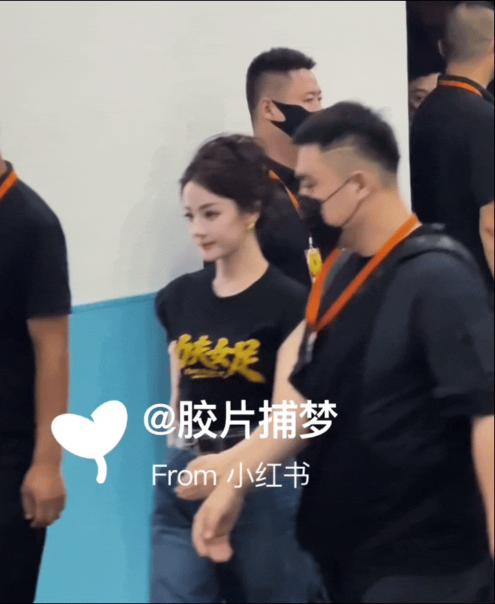 前锋气场真足迪丽热巴第4部破亿电影