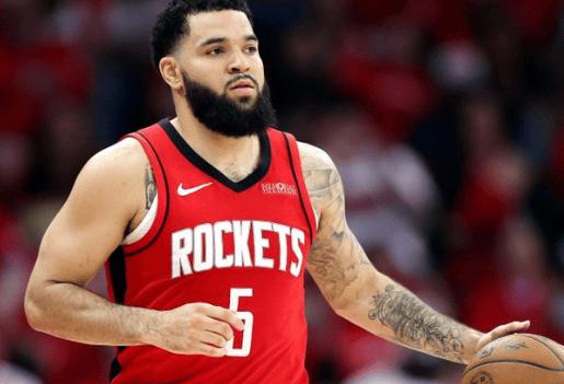 谁会是火箭队,最好的组织者?
范弗里特是火箭目前阵容组织能力最强的，这点倒是毋庸