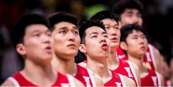[微风]这就是差距? 日本晋级决赛后, 日媒一针见血，指出中国男篮出局原因。
 