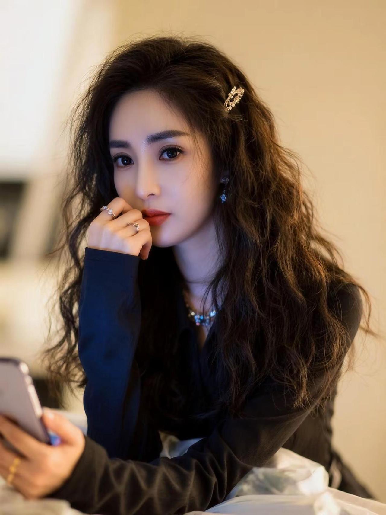 风雨同舟，坎坷同行，不退缩就是自我修行。