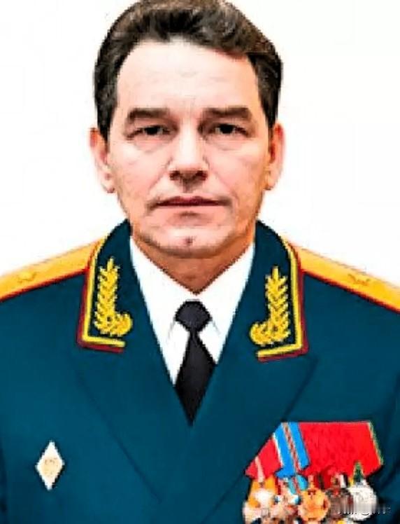 俄联邦总参谋部中将被炸！

22日清晨，俄罗斯又损失了一员将军，萨尔瓦罗夫在莫斯