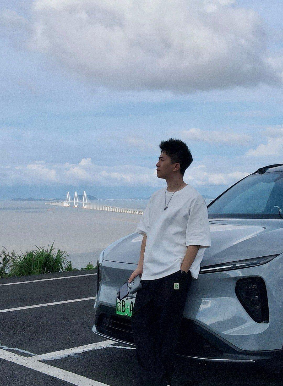 #魏sir的es6# 好像还是第一次正经合照#高转青年# ​​​