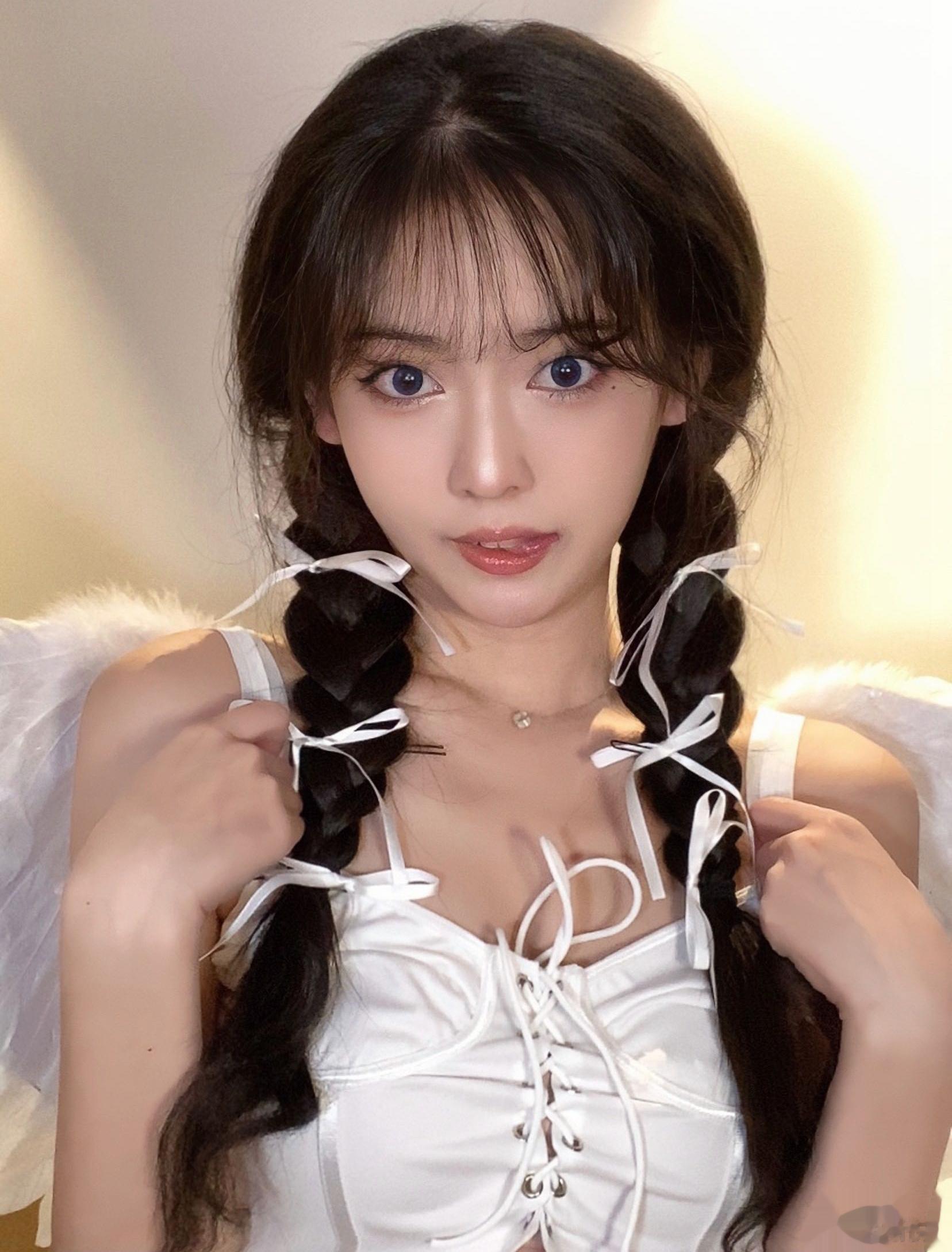 Lovely baby̷· ✩‧₊˚*                     